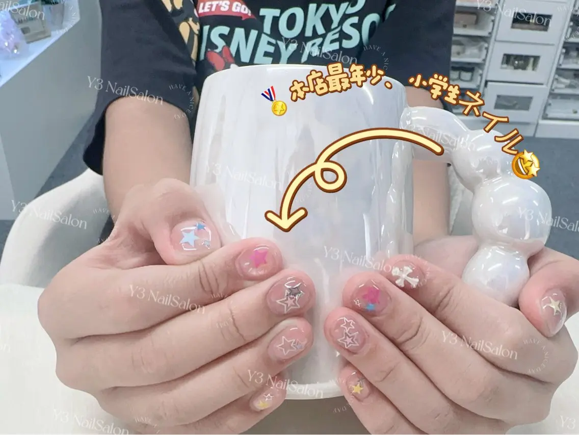 ネイル 韓国ネイル 夏ネイル ワンホンネイル ハンドネイル Y3 NailSalonのネイルデザイン