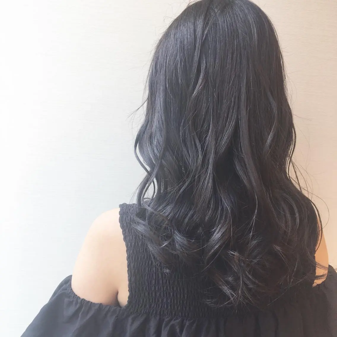 ロング カラー ヘアアレンジ 白浜 サキのヘアスタイル