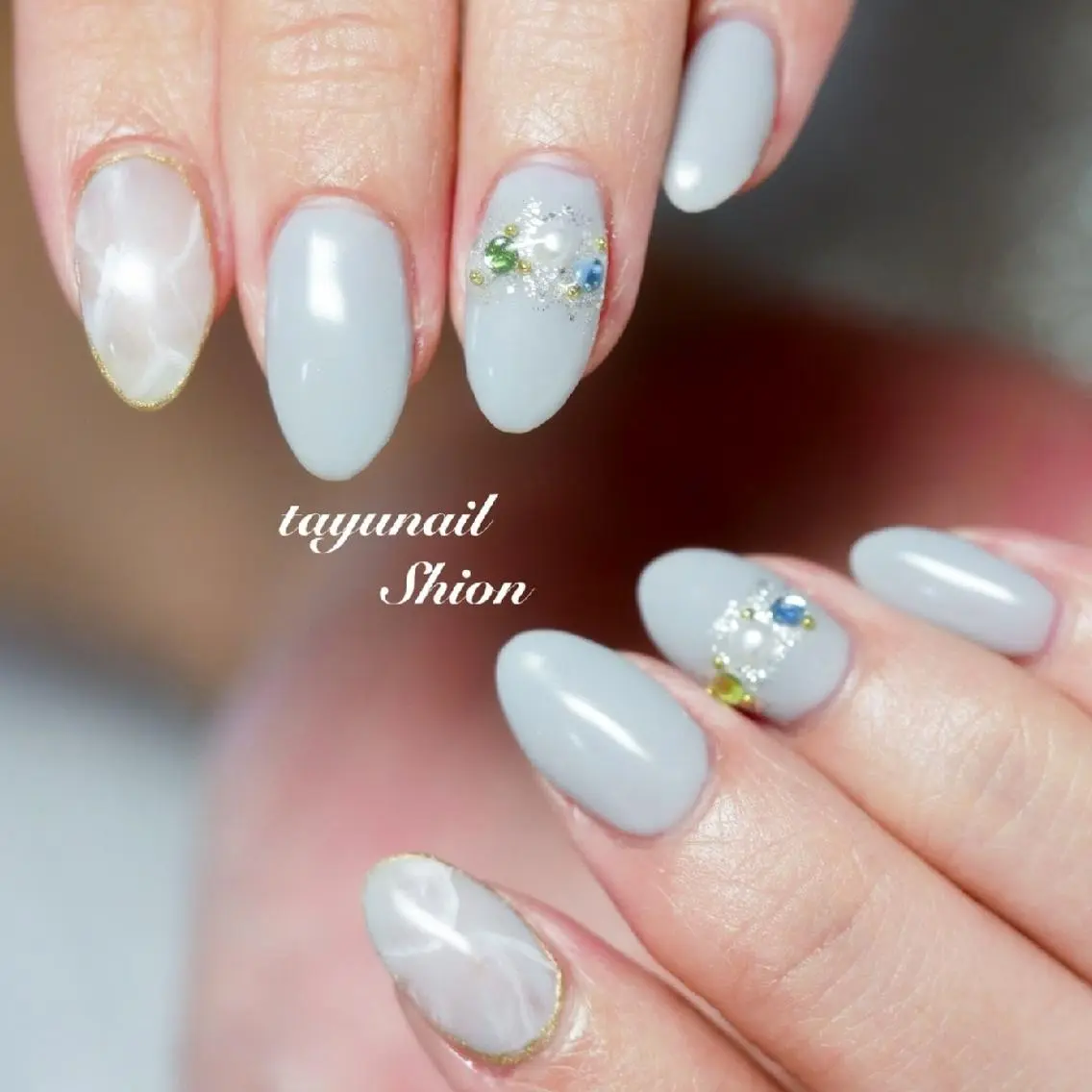 ネイル アートネイル ブルー ジェルネイル キラキラネイル 大理石ネイル(マーブル) ハンドネイル ネイルサロン 【たゆnail】のネイルデザイン