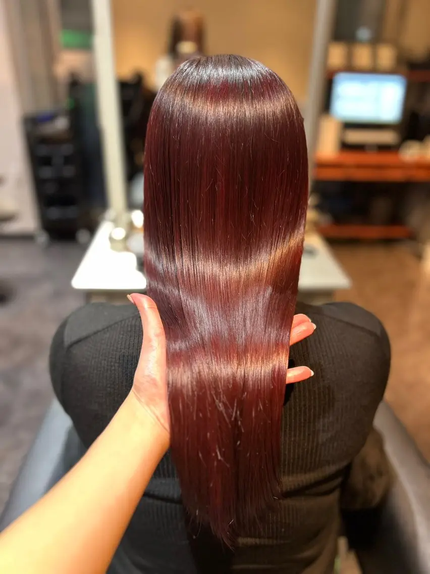 ロング カット ヘアカラー トリートメント aletta Rinaのヘアスタイル