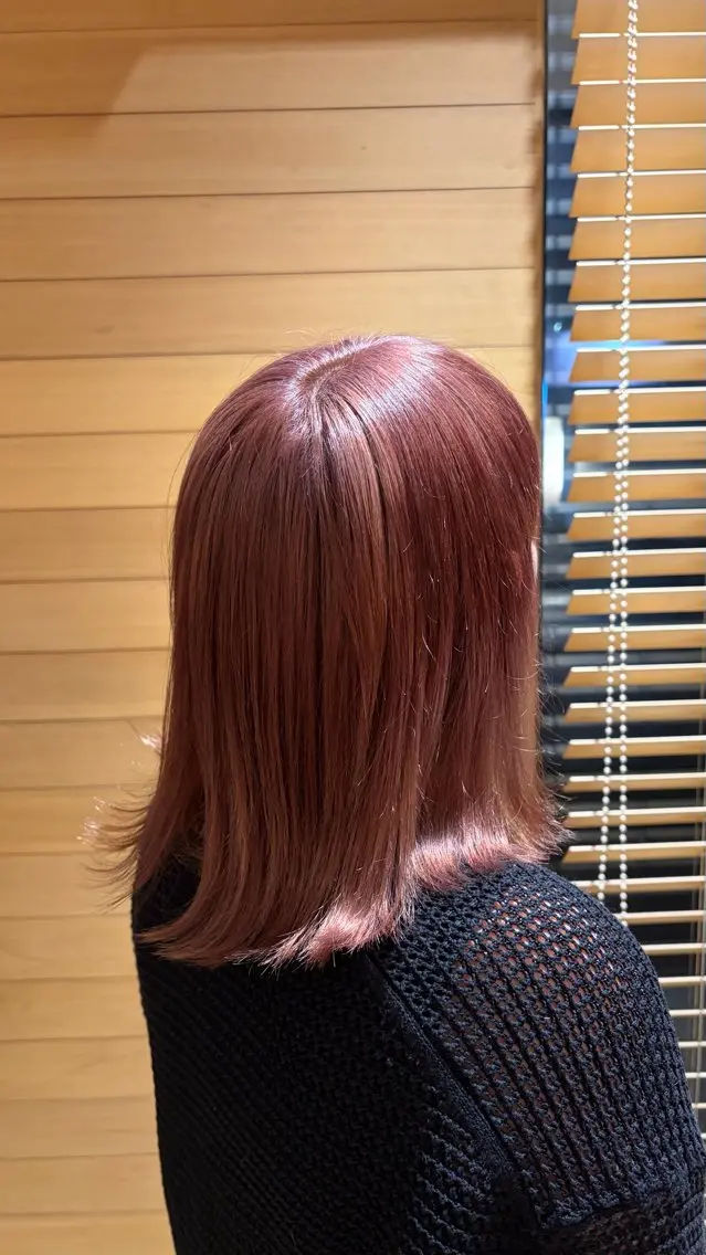 ミディアム カラー ブリーチ 山口 彩水のヘアスタイル