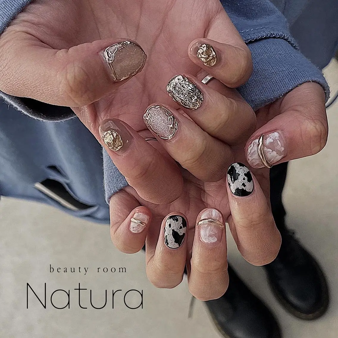 ネイル マツエク・マツパ アイブロウ ハンドネイル beautyroom Naturaのネイルデザイン