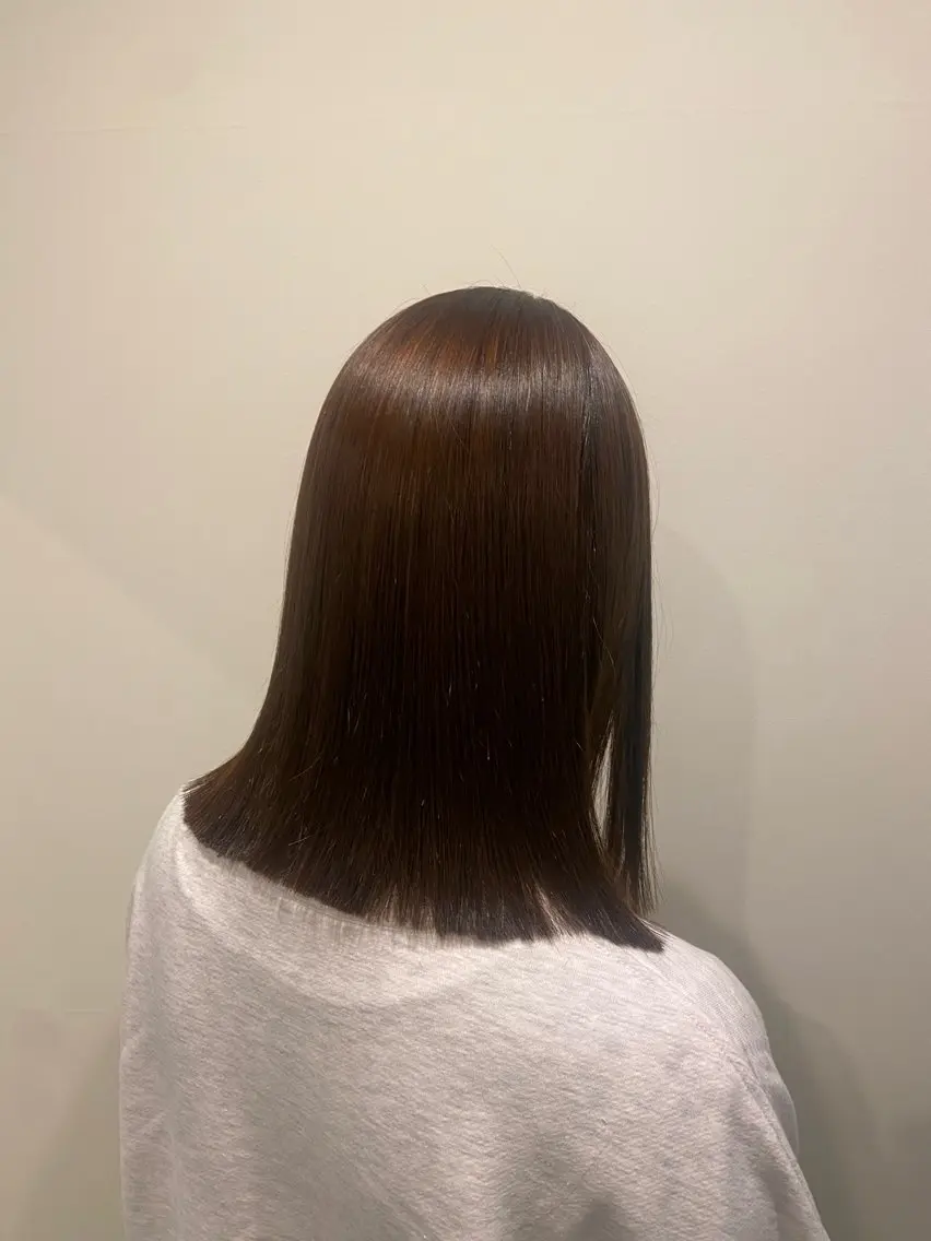 ミディアム カット 縮毛矯正 🍑 モモカ🍑のヘアスタイル