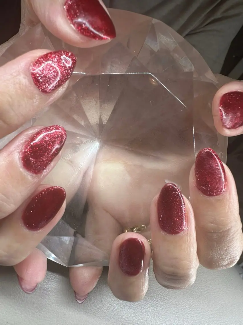 ショート ハンドネイル YOKOSUKA NAILS💅🩶のネイルデザイン