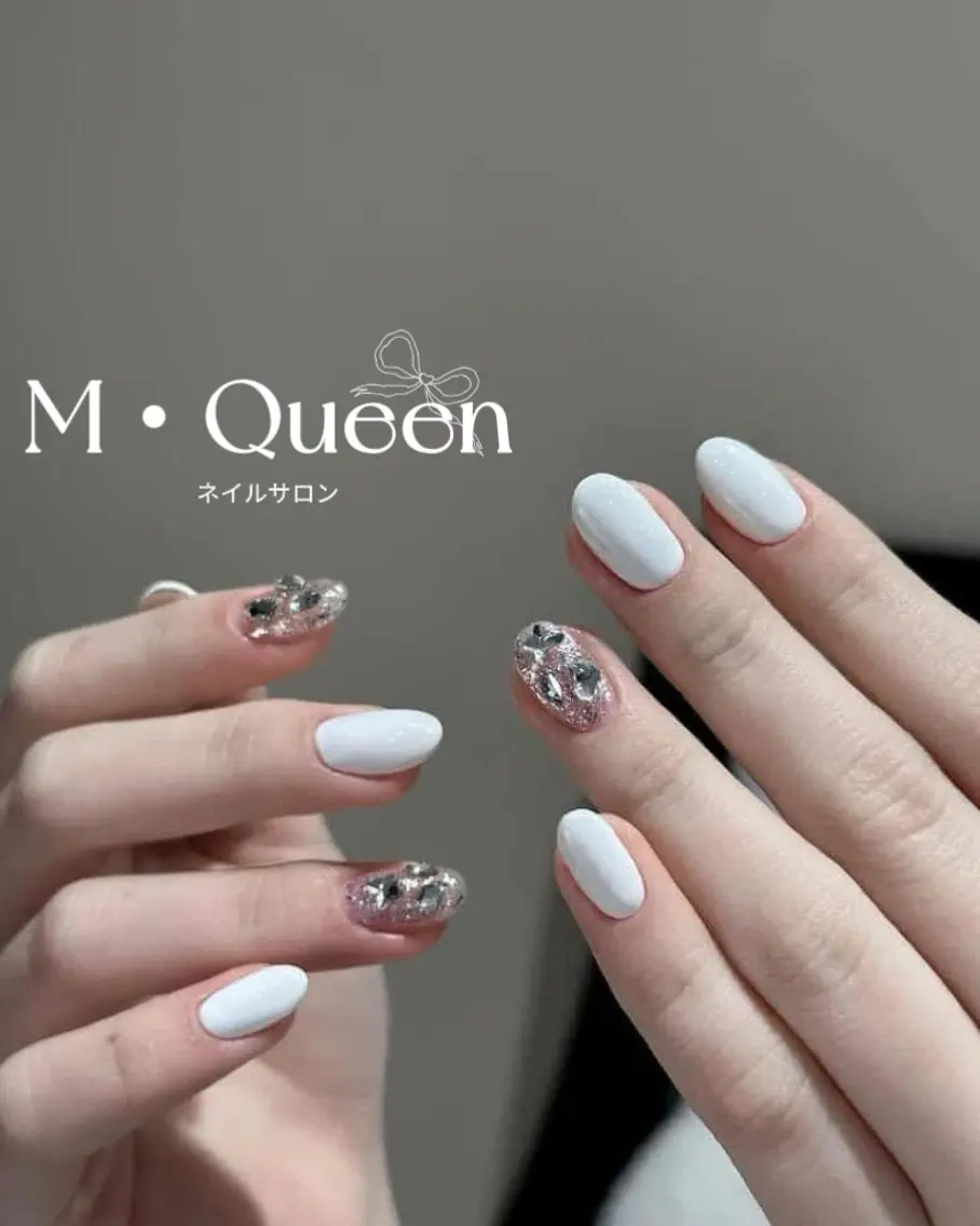 ネイル MQueen ネイルサロンマルのネイルデザイン