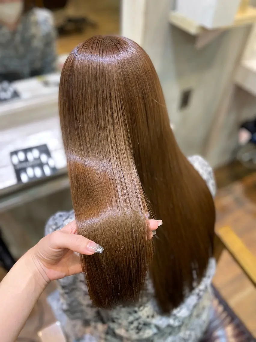 💗透明感カラー+似合わせカット+内部補習トリートメント💗の写真
