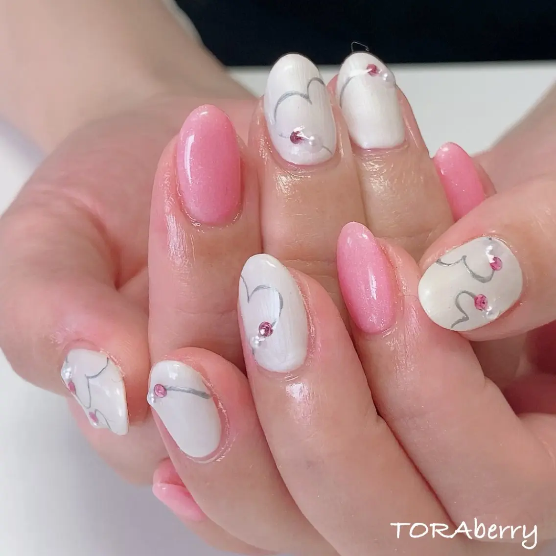 ネイル ハンドネイル ネイリスト なつみのネイルデザイン
