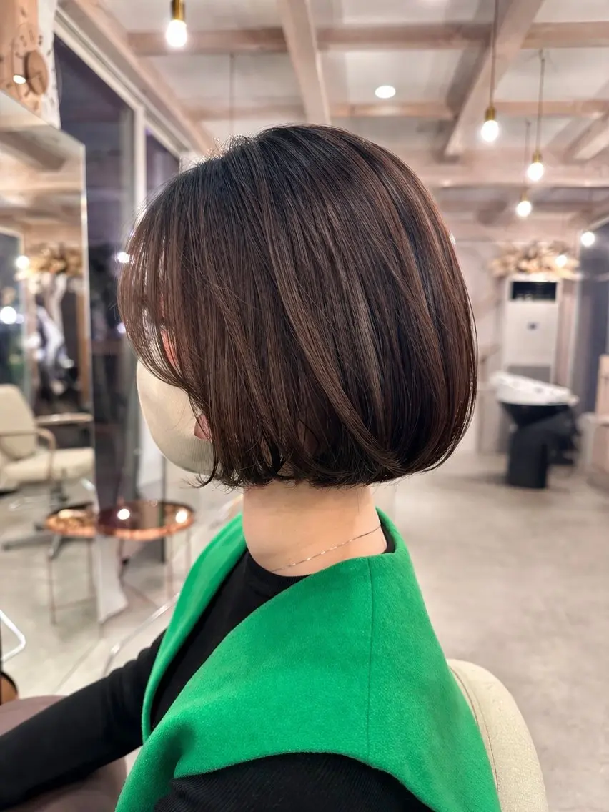 ミディアム ボブ NISHI （ニシ）のヘアスタイル