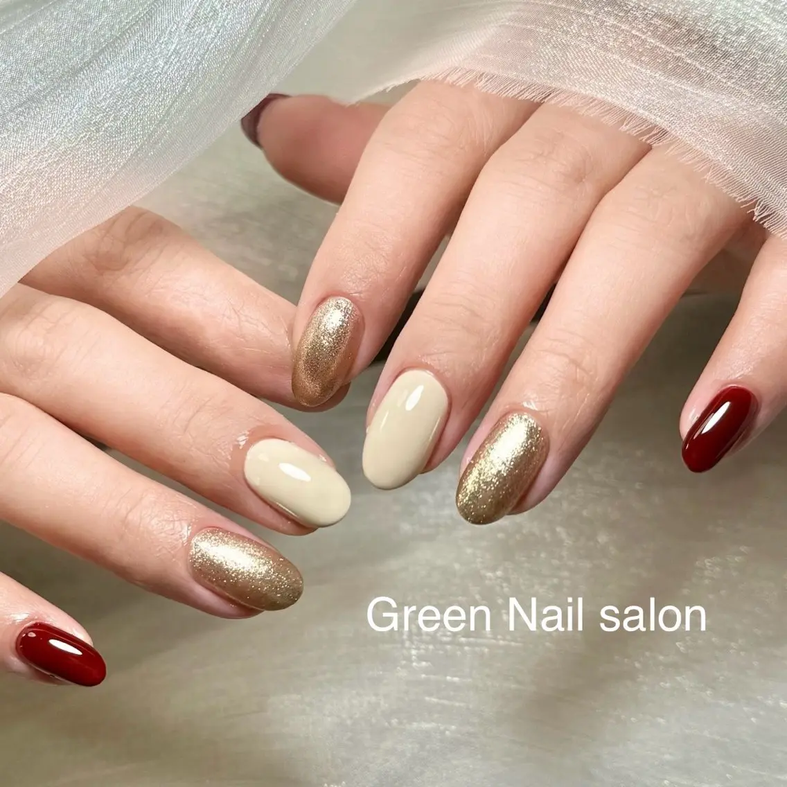 ネイル 持ち込み ワンホンネイル VV  Nail salonのネイルデザイン