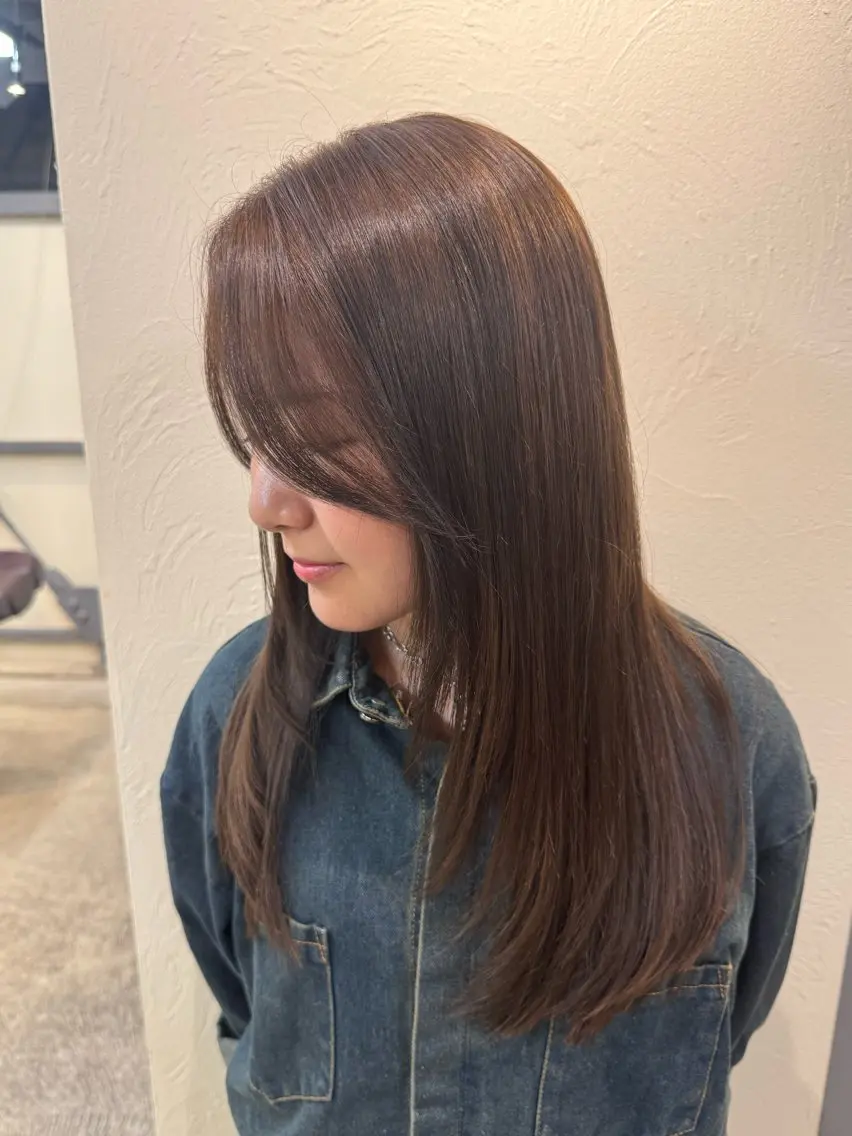 ロング カラー グレージュ レイヤーカット 酒井 那乃羽のヘアスタイル
