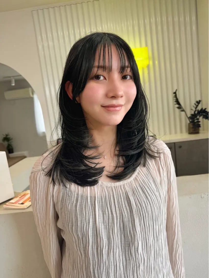 カラー グレージュ オリーブグレージュ オリーブグレー ヘアカラー トリートメント 古堅 一正のヘアスタイル