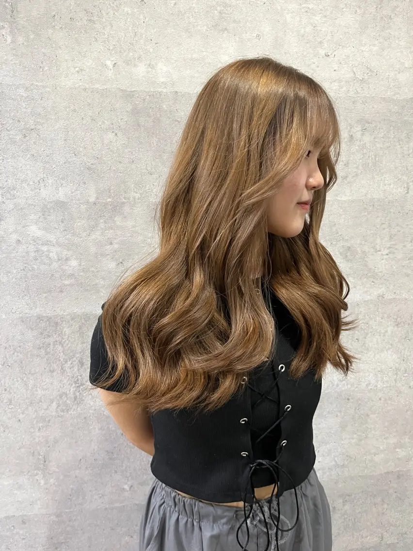 ロング カラー ヘアカラー Grow by NYNY 坂本 理輝のヘアスタイル