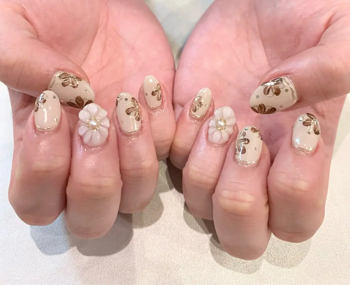 ネイル ハンドネイル ecrin 💎 mayuのネイルデザイン