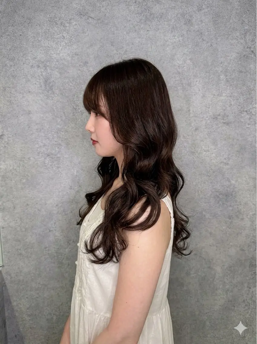 ロング カラー 透明感カラー トリートメント ヘアカラー トリートメント 紅都🫧 透明感水光カラーのヘアスタイル