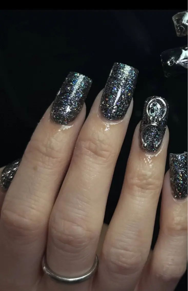 ネイル ハンドネイル Dark Honey Ivyのネイルデザイン