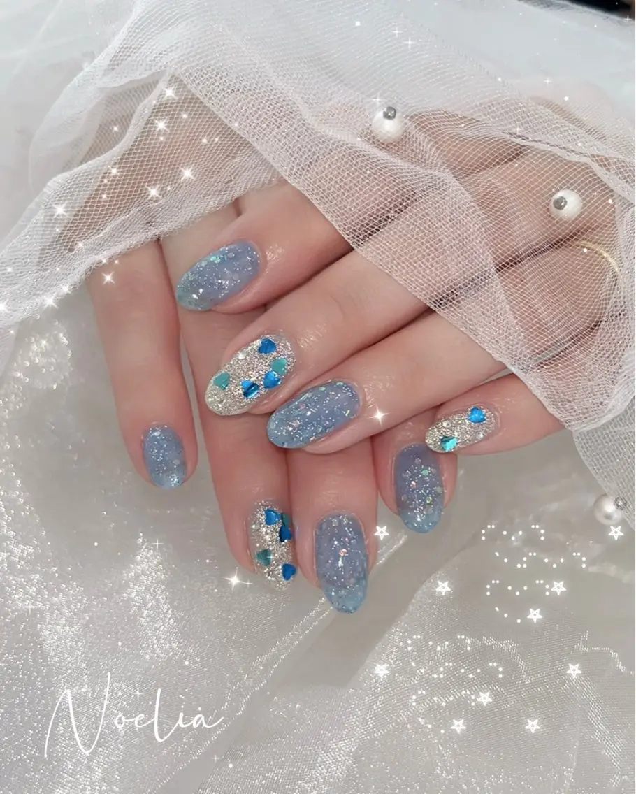 ネイル ブルー ハート -Noelia- yukiのネイルデザイン