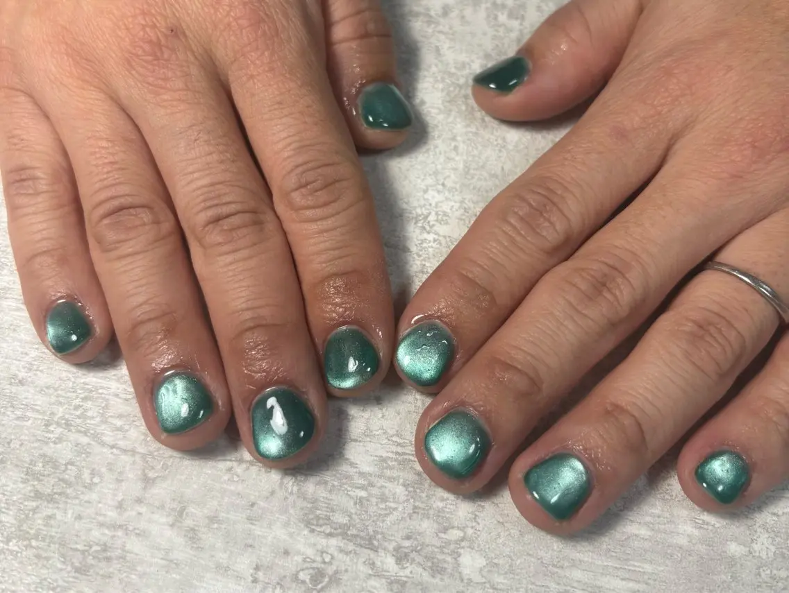 ネイル オーロラネイル フットネイル フレンチネイル ジェルネイル ハート ハンドネイル kiki nail たまプラーザのネイルデザイン