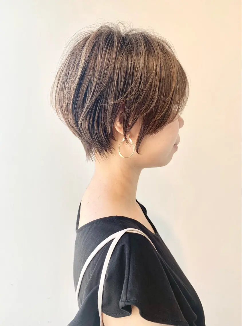 ショート カラー カット ヘアカラー トリートメント ⭐️小顔ショート⭐️ 大鷲拓海のヘアスタイル