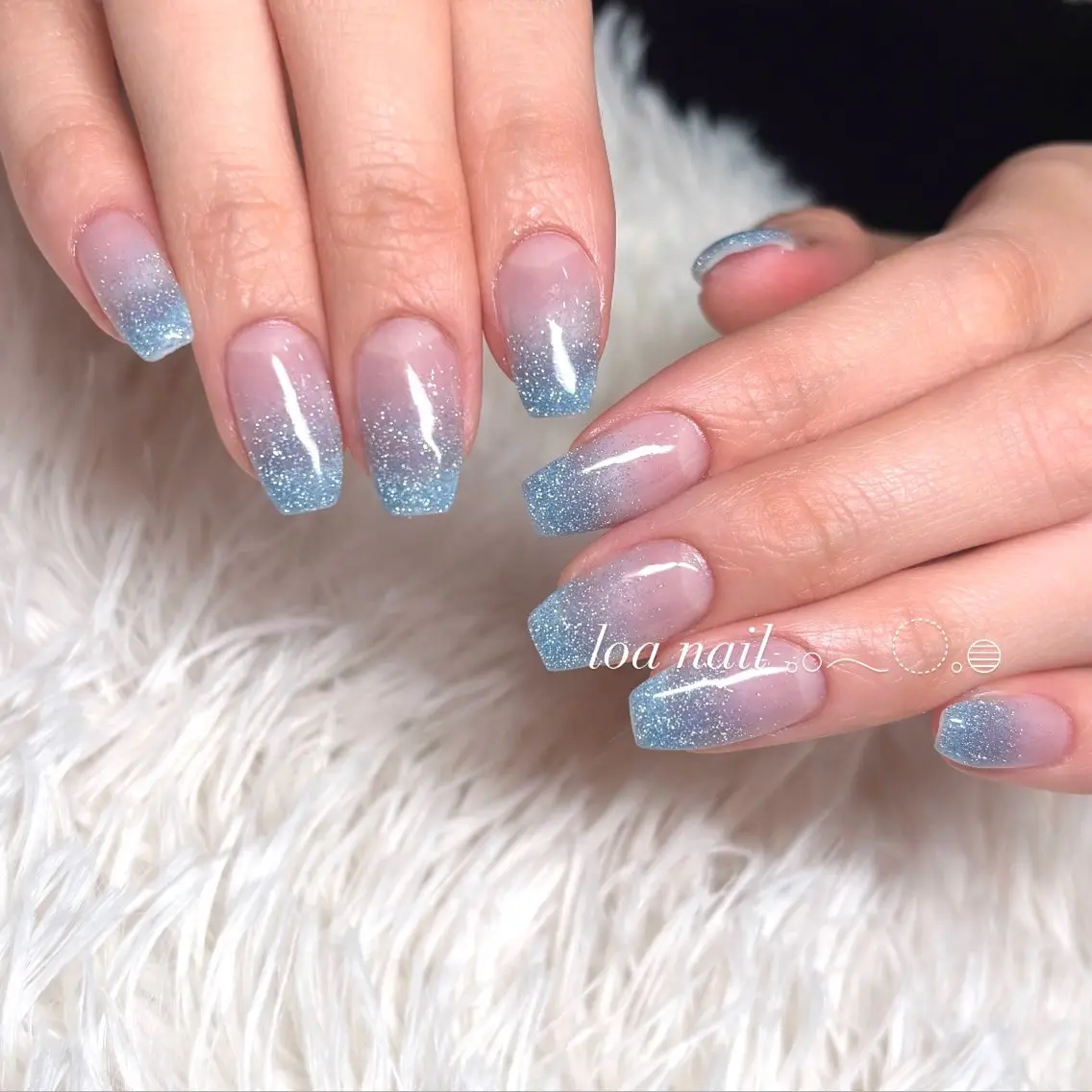 ネイル フラッシュネイル グラデーション ラメ(グリッター) ラメグラデーション ハンドネイル loa nailのネイルデザイン