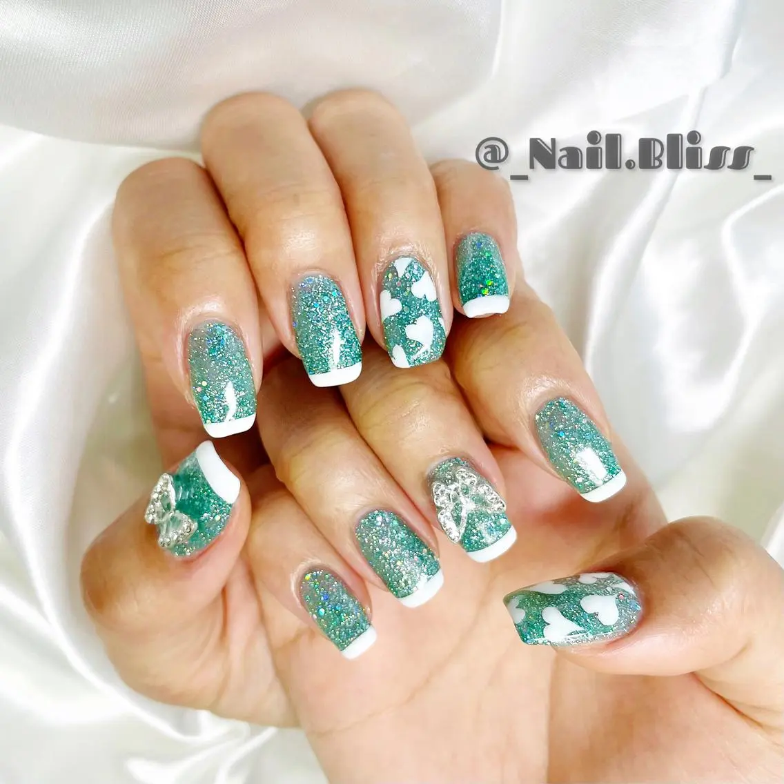 ネイル ハート ハンドネイル NAIL BLISSのネイルデザイン