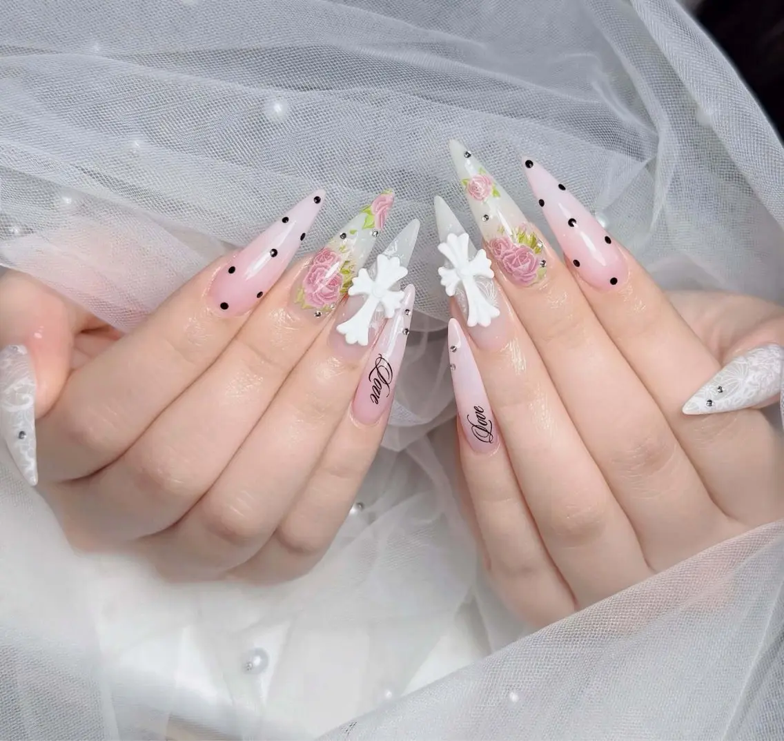 ネイル アートネイル 韓国ネイル 持ち込み ワンホンネイル ハンドネイル Lenie Kabukichoのネイルデザイン