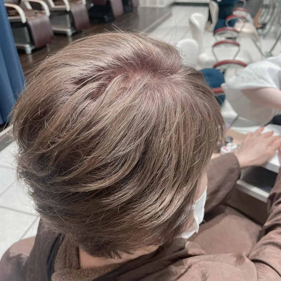 ショート カラー パーマ アートディレクター 尾内 友美のヘアスタイル