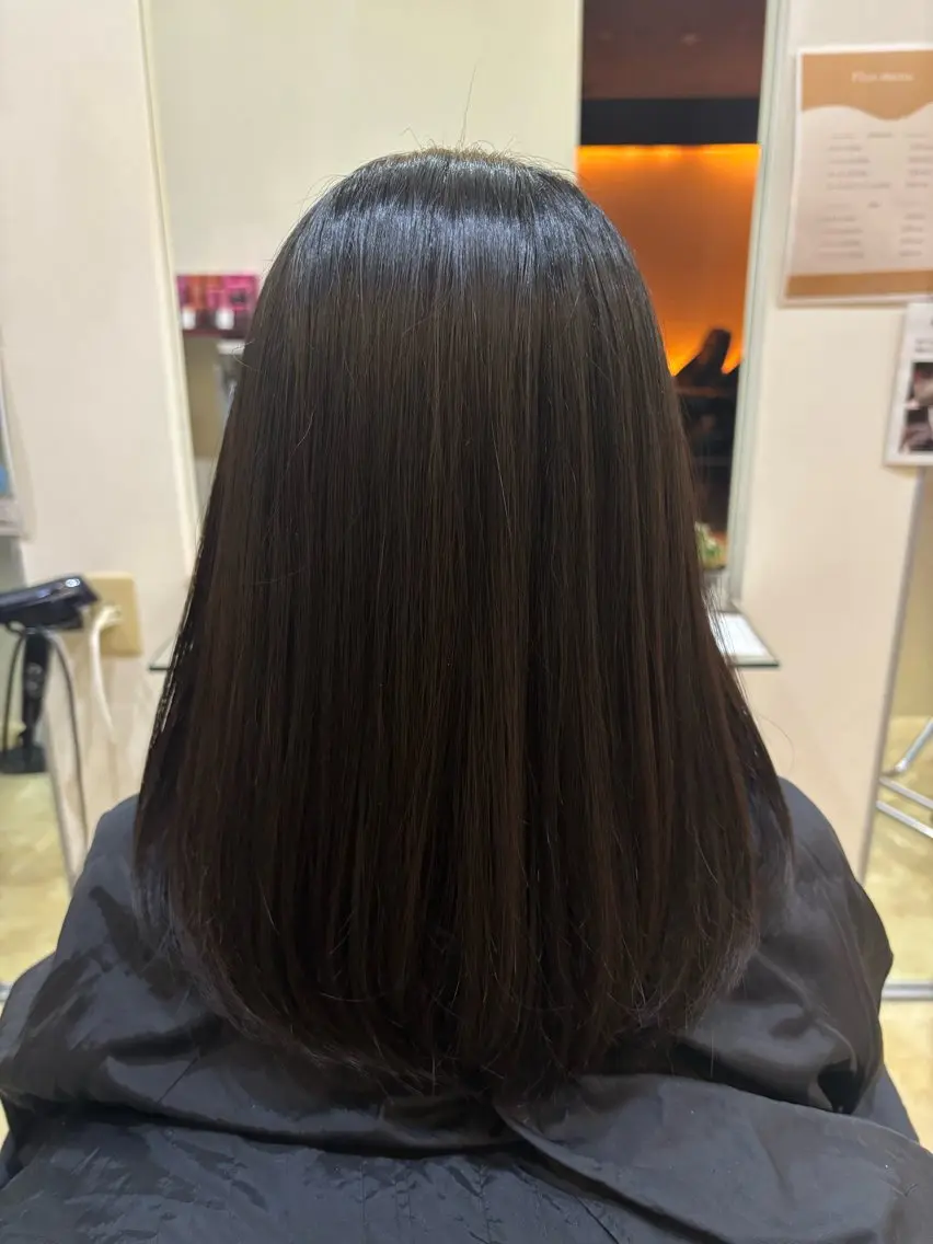 ミディアム カット トリートメント 亀山 来未のヘアスタイル