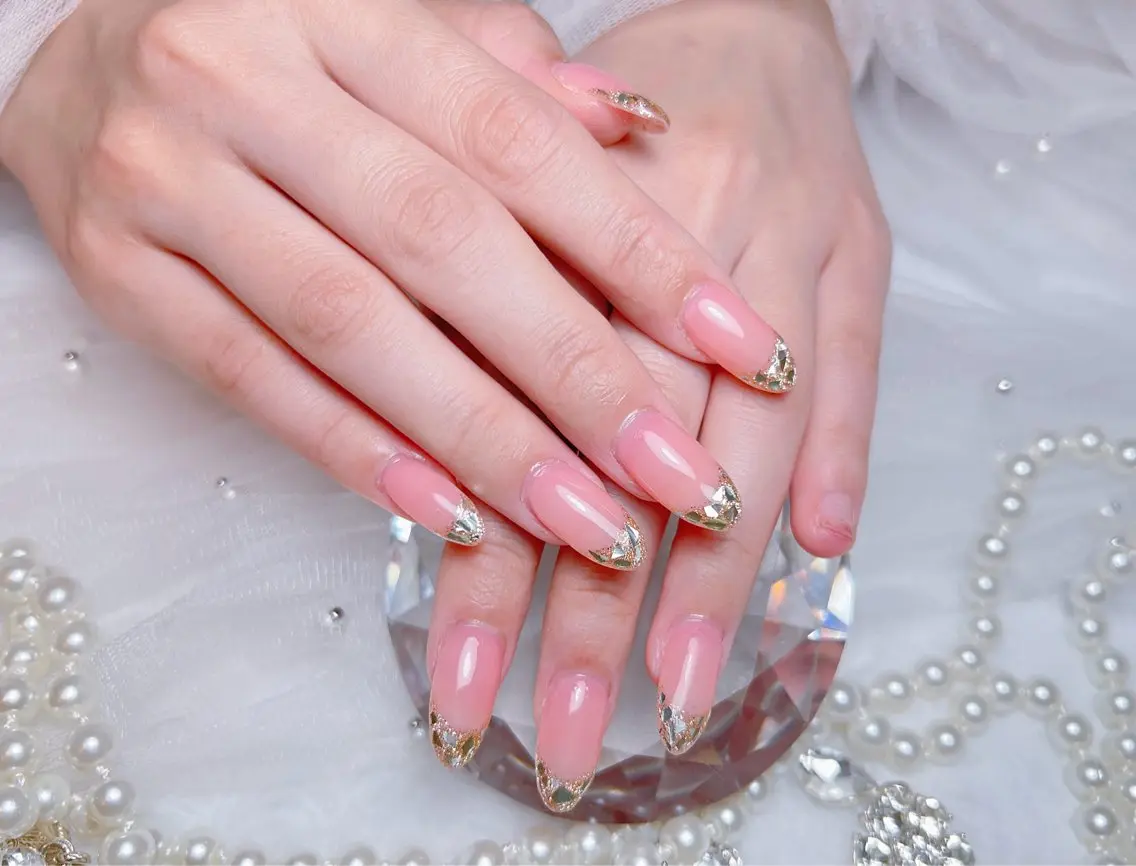 ネイル アートネイル オーロラネイル チークネイル 長さ出し フットネイル Miya _nailのネイルデザイン