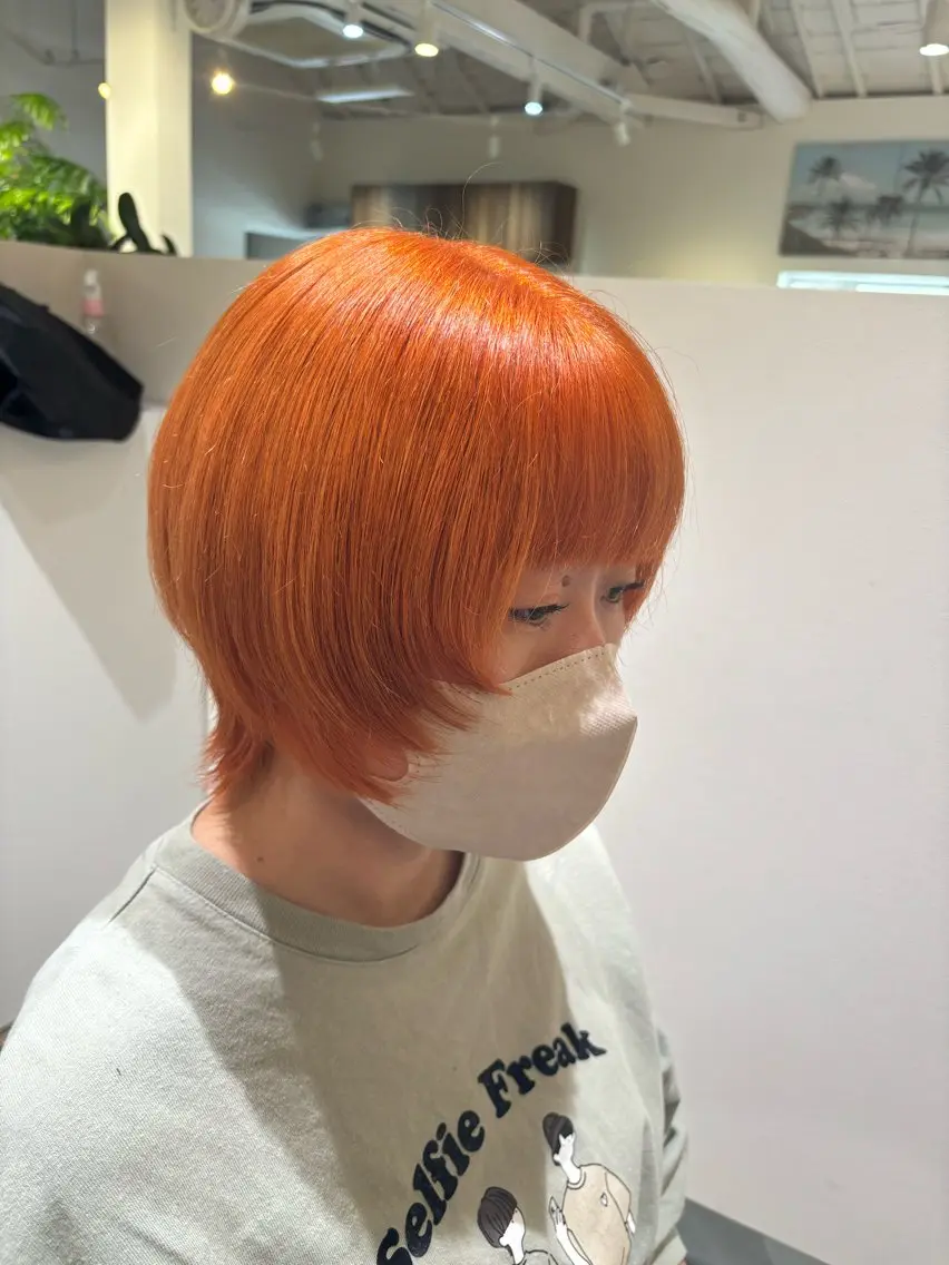 ショート カラー オレンジ レイヤーカット ウルフカット 中田 渚のヘアスタイル