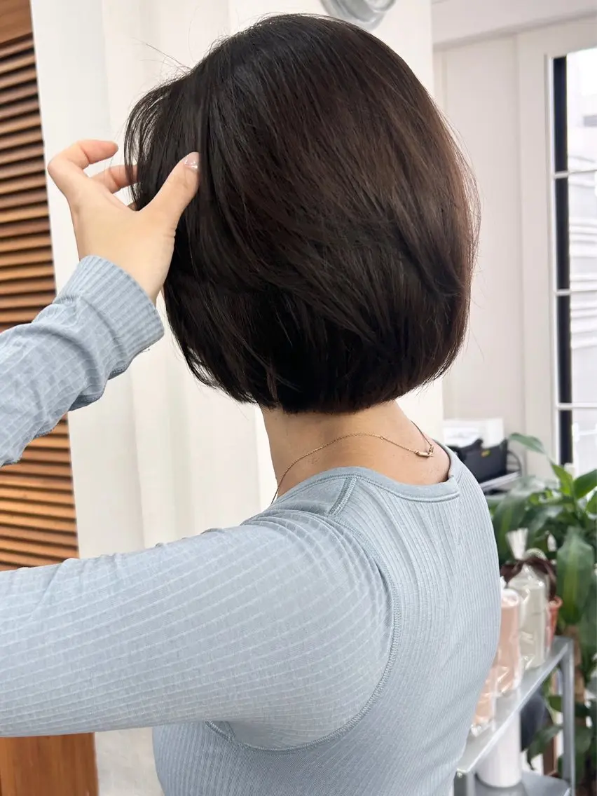 ミディアム カラー カット ヘアカラー トリートメント レイヤーボブ/ 艶カラー/サナ🌼のヘアスタイル