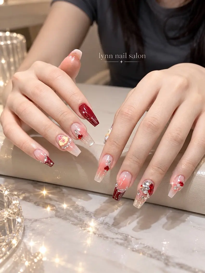 ネイル ボルドー ブラウン フットネイル フレンチネイル グラデーション ハンドネイル Lynn_ Nailのネイルデザイン