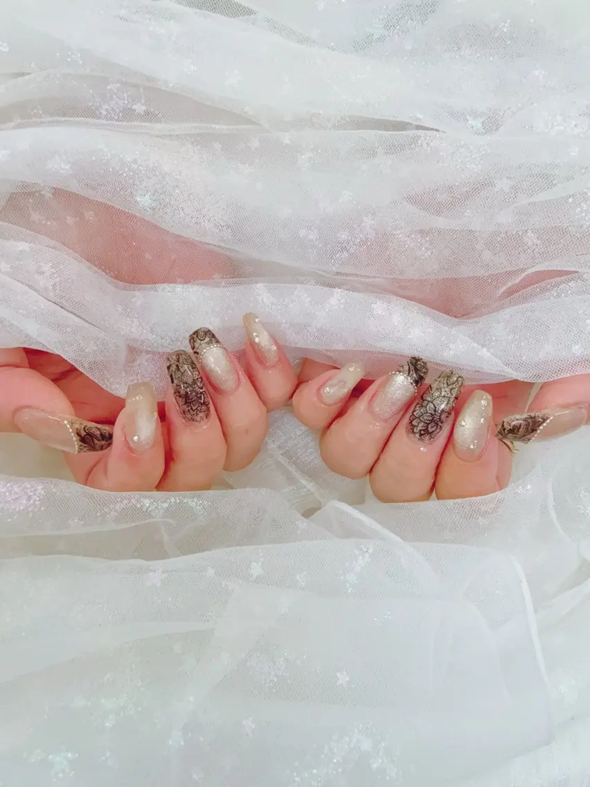 セミロング ハンドネイル ヘイシ ユウカのネイルデザイン