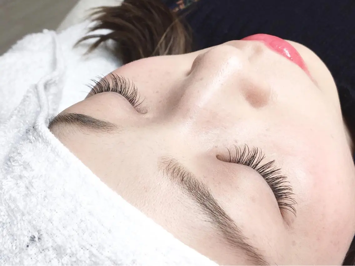 セミロング カラー パーマ ヘアアレンジ メンズ キッズ ネイル マツエク・マツパ brille ~eyelash~のマツエク・マツパデザイン
