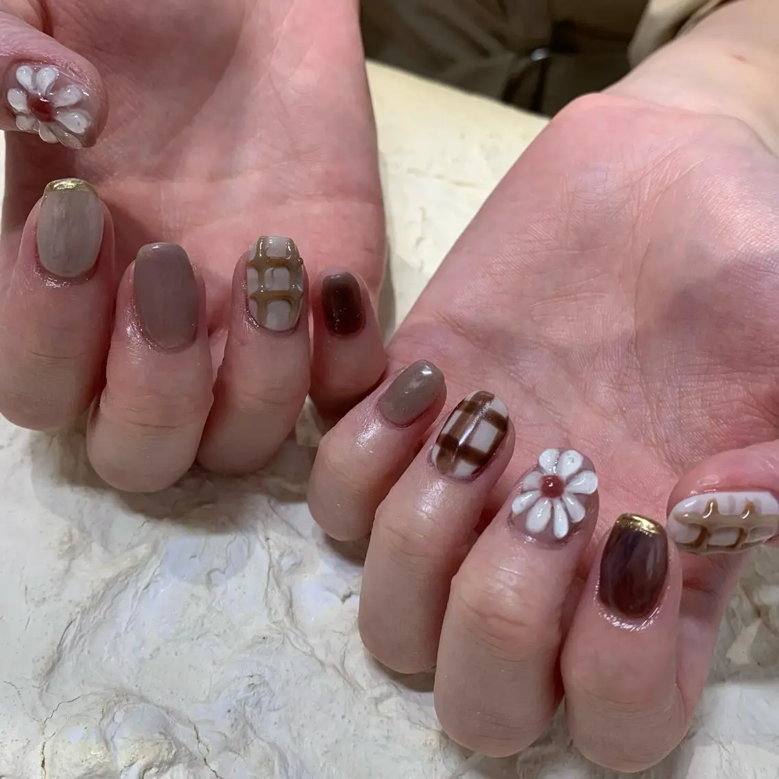 ネイル ぷっくりネイル マキノ ユイのネイルデザイン