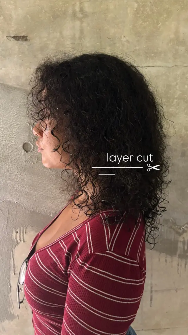 ミディアム ミディアムパーマ レイヤーカット «料金🆓カット モデル»キリ🌿のヘアスタイル