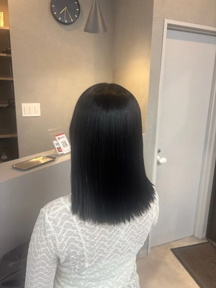 ミディアム カラー 黒髪 ヘアカラー GiseL 美優のヘアスタイル