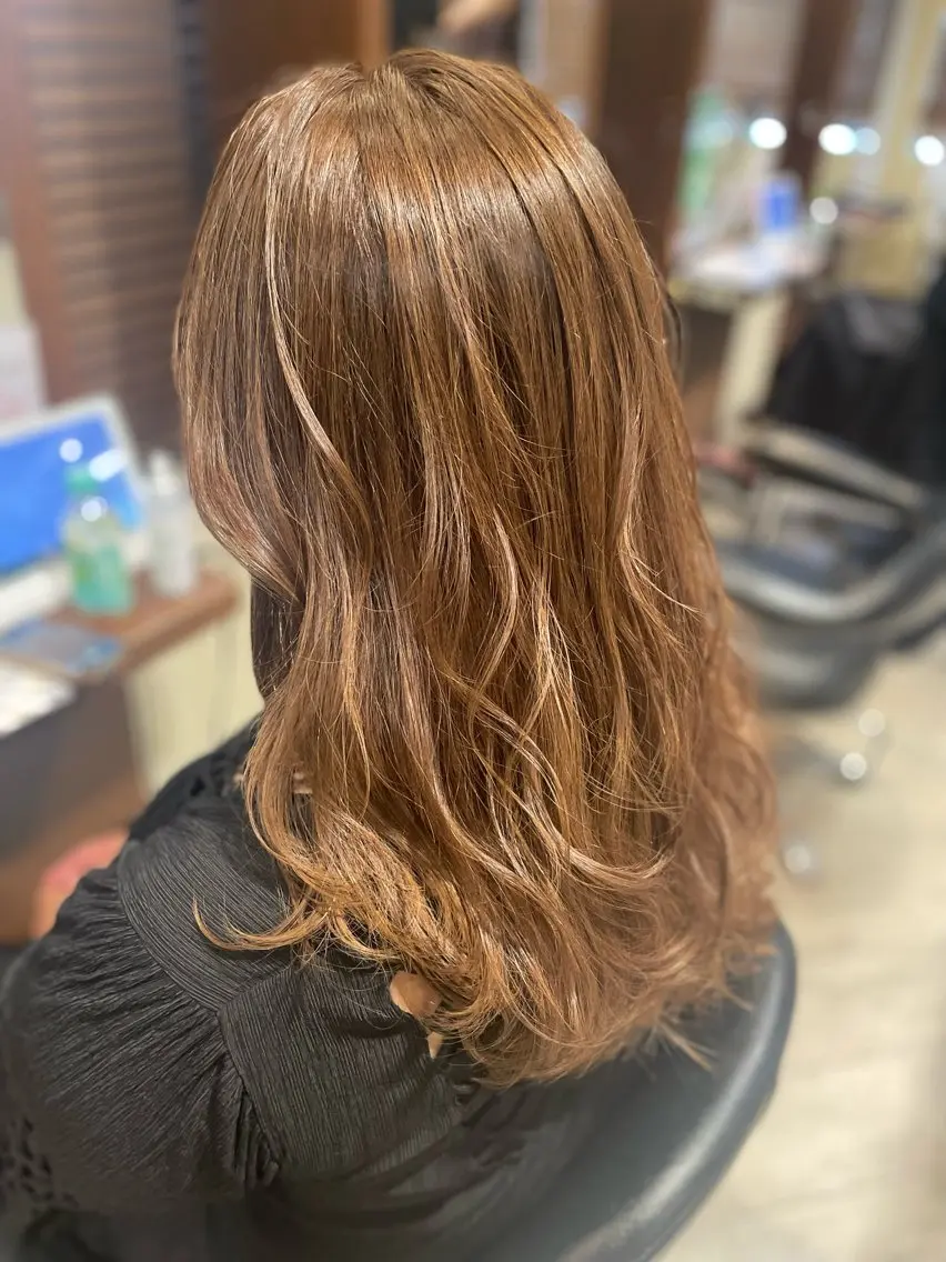 ミディアム カラー 長谷川 黎のヘアスタイル