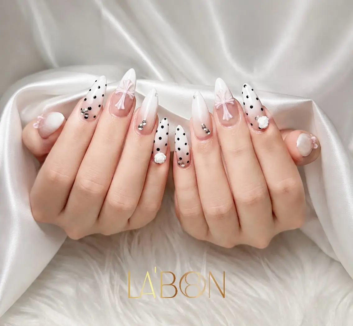ネイル ロングネイル スカルプネイル Labon Nails Artのネイルデザイン