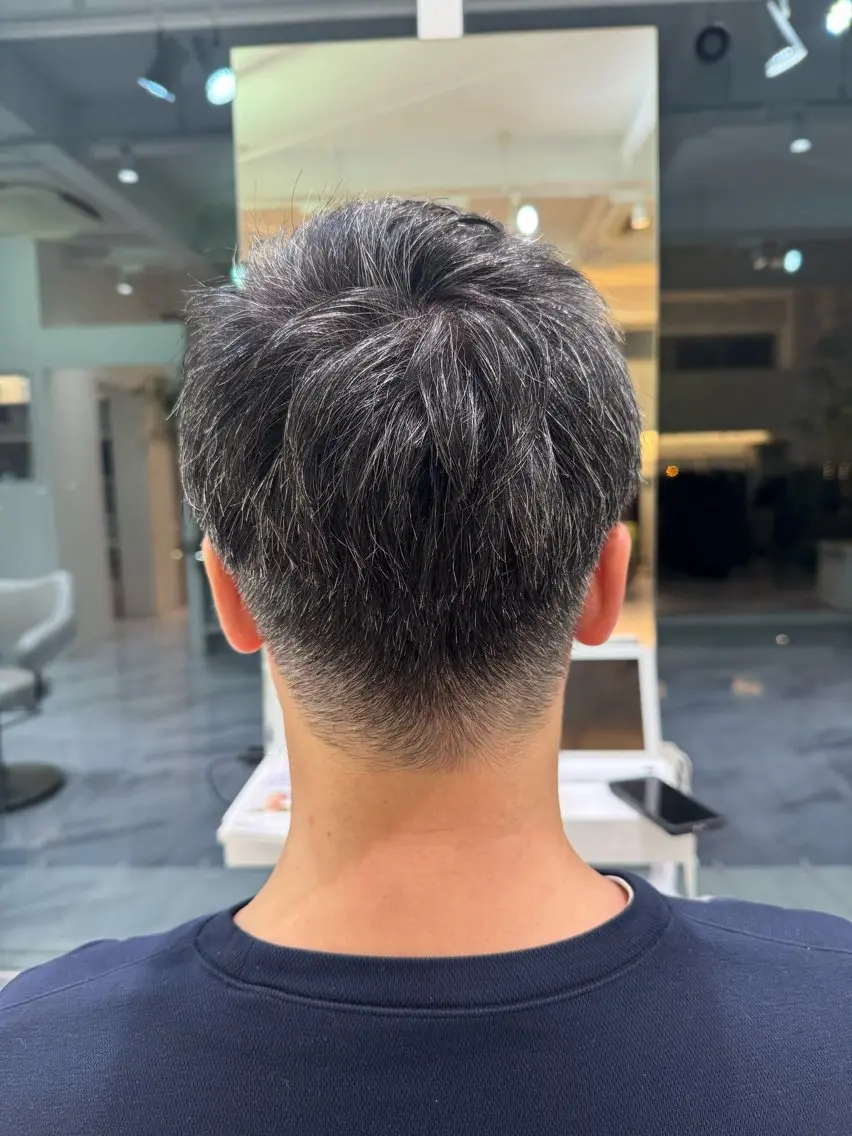 ショート メンズ 新美 恵里子のヘアスタイル