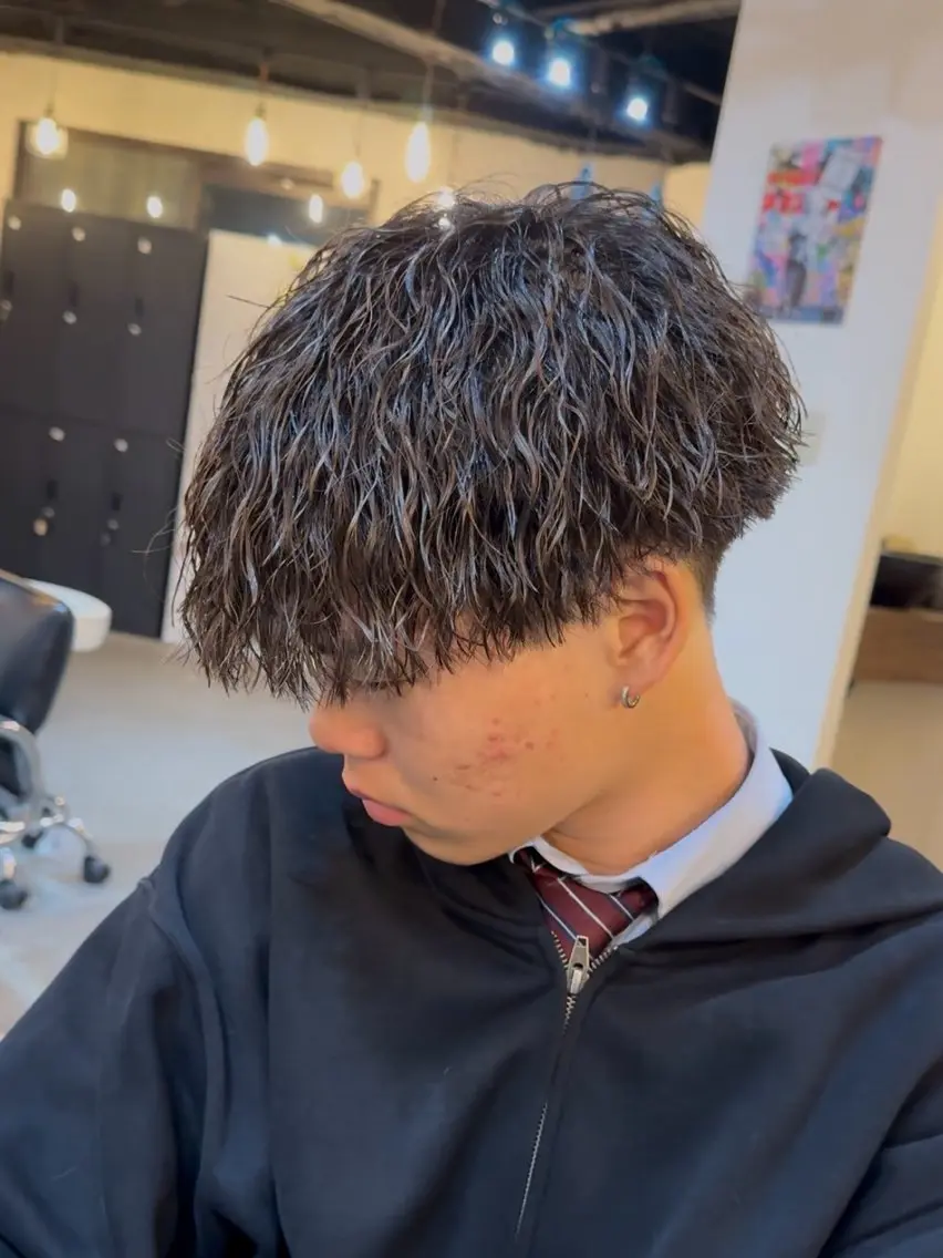 パーマ メンズ マッシュ メンズパーマ 波巻きパーマ カットモデル 募集中✨kotoのヘアスタイル