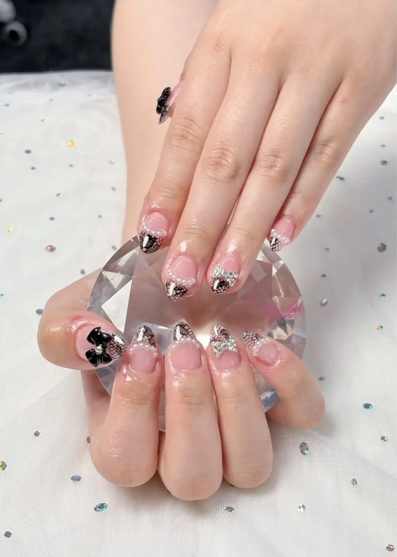 ネイル 桜ネイル 長さ出し フラワーネイル フレンチネイル ジェルネイル ハンドネイル ACon NailSalonのネイルデザイン