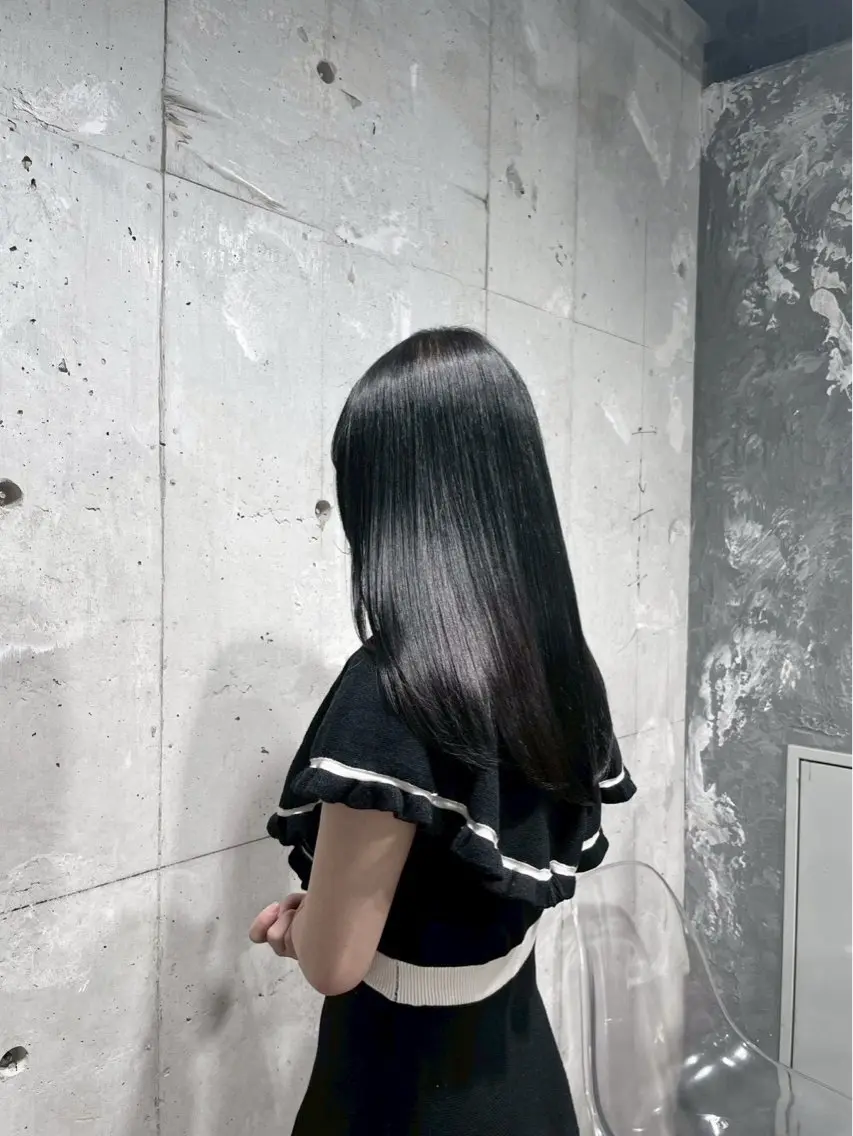 セミロング トリートメント ヘアセット 縮毛矯正WATARU 髪質改善　レイヤーのヘアスタイル
