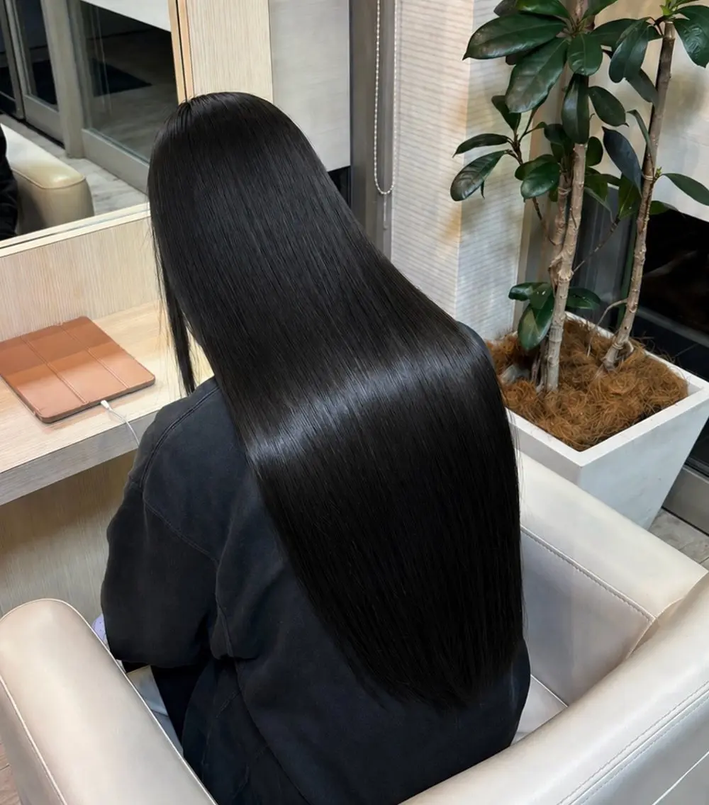 カット＋美髪縮毛矯正(ブリーチ毛対応可能)＋質感ケアトリートメントの写真