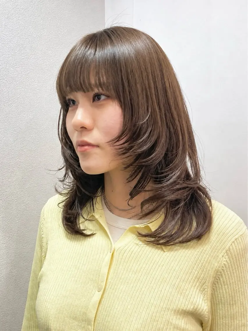 ミディアム カラー カット ヘアカラー トリートメント 野町好花 レイヤー/髪質改善のヘアスタイル
