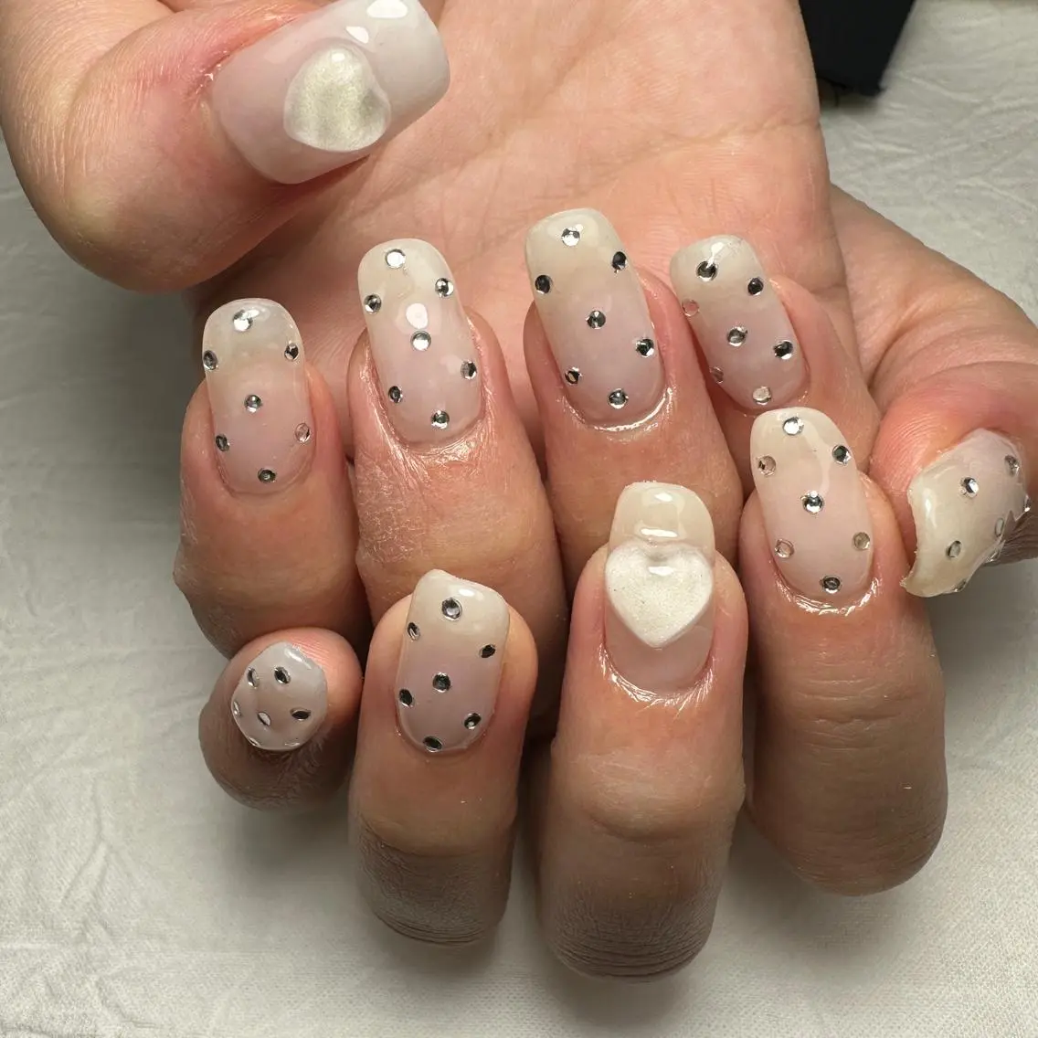 ネイル 駒月 明日香の眉毛・アイブロウイメージ