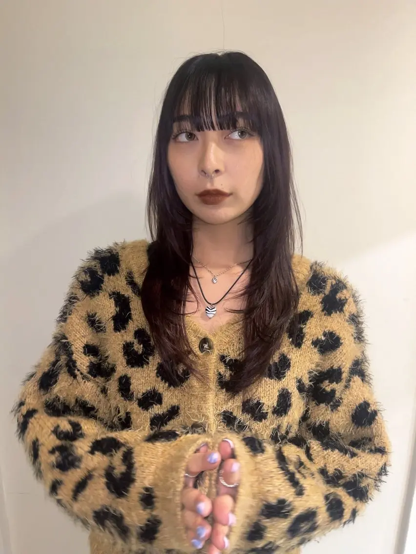 ロング カラー 🦮shiori アイドルオタク🦮のヘアスタイル