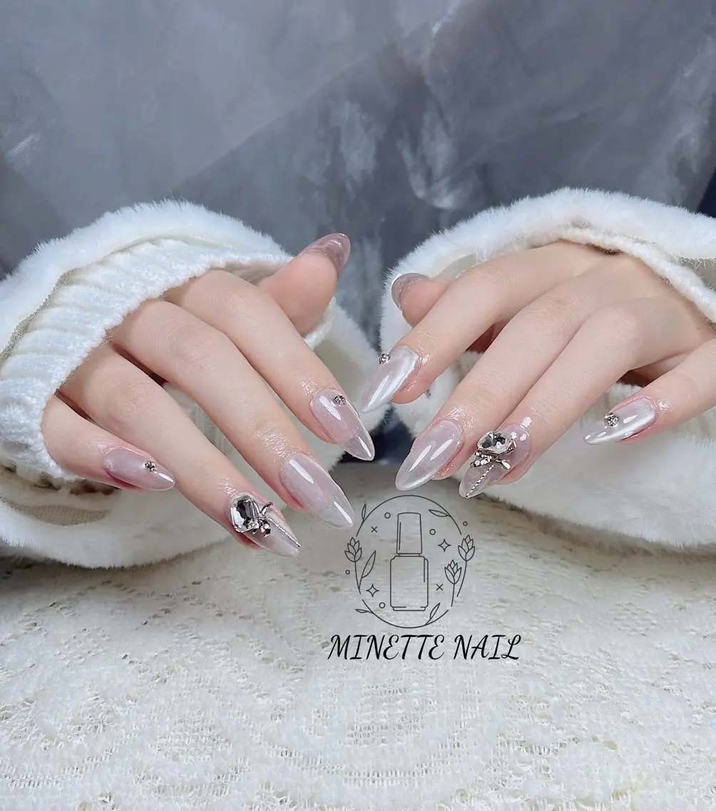 ネイル ハンドネイル Minette nailHuongのネイルデザイン