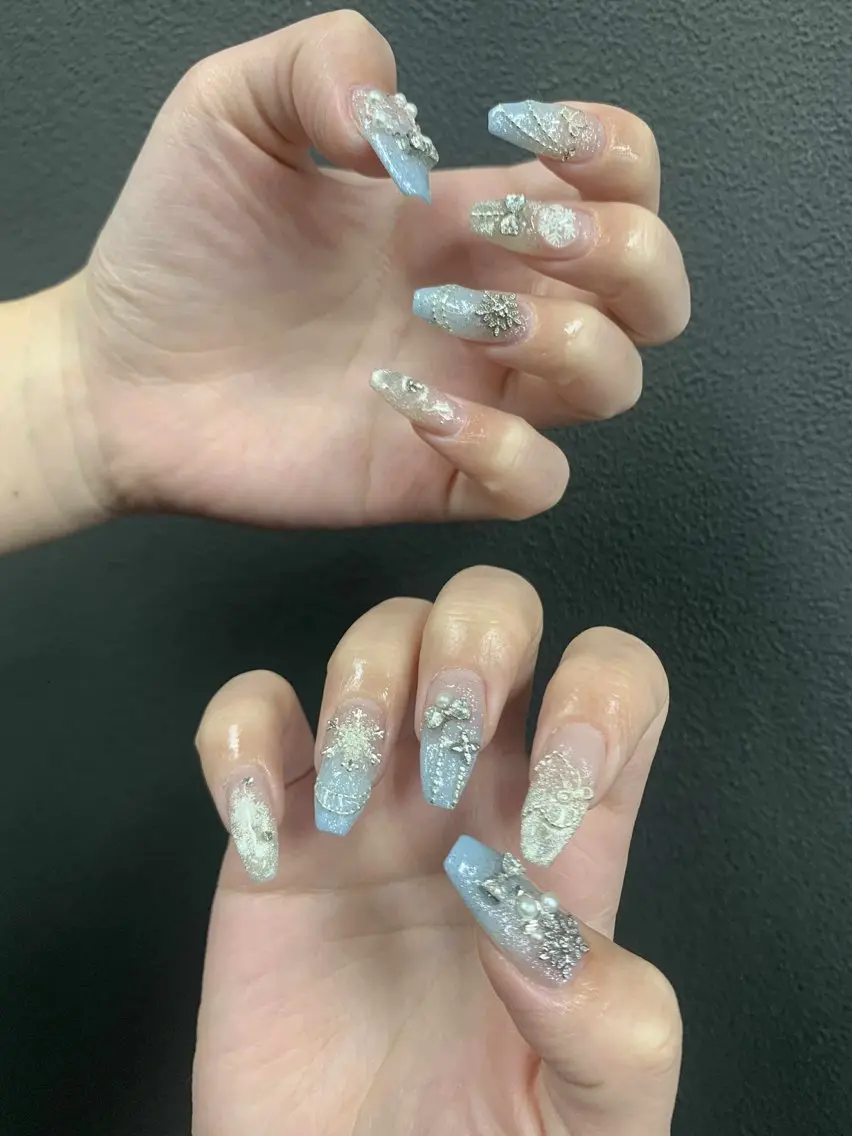 ネイル 韓国ネイル 持ち込み ニュアンスネイル ネイルチップ 冬ネイル LISA ANA.CHUOのネイルデザイン