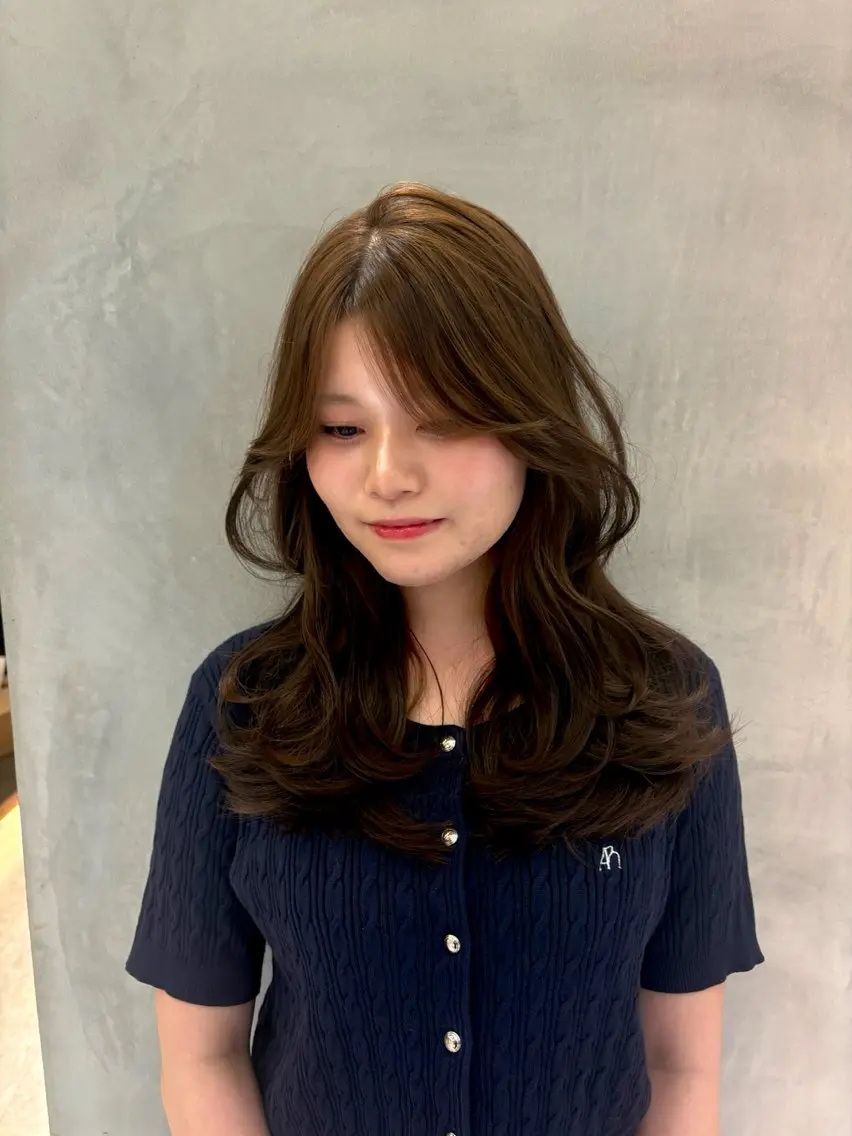 セミロング カラー ベージュカラー ブラウンカラー 透明感カラー マロンブラウン オリーブベージュ カット ヘアカラー トリートメント 顔周りレイヤーカット /髪質改善/ゆう🤍のヘアスタイル