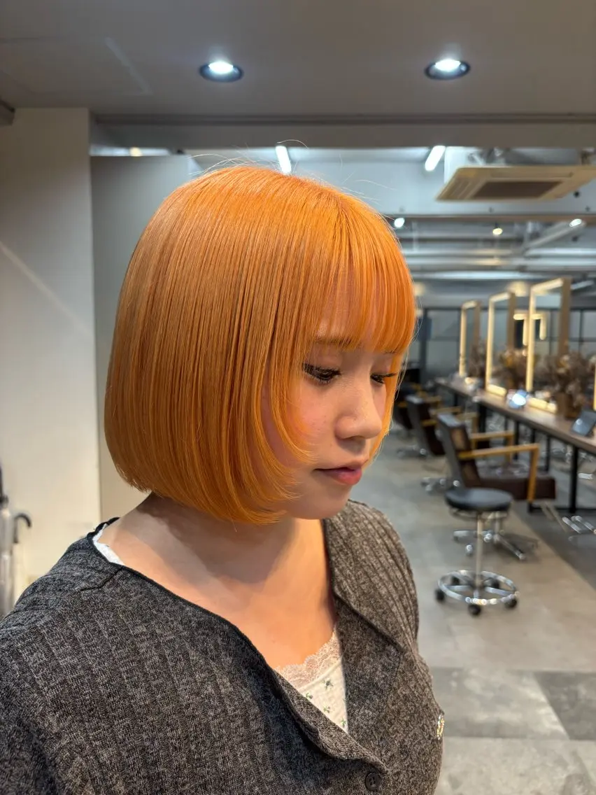 ショート カラー ベージュカラー ブリーチ オレンジ オレンジベージュ ヘアカラー トリートメント レイヤー✂︎透明感/ 艶カラー🤍noaのヘアスタイル
